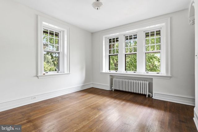 6607 LINCOLN DR, Philadelphia, PA 19119