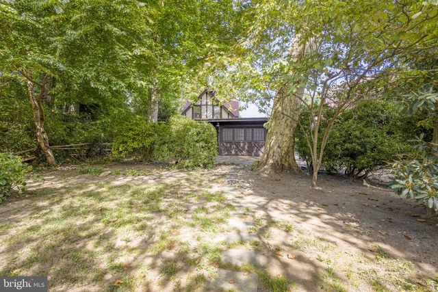 6607 LINCOLN DR, Philadelphia, PA 19119