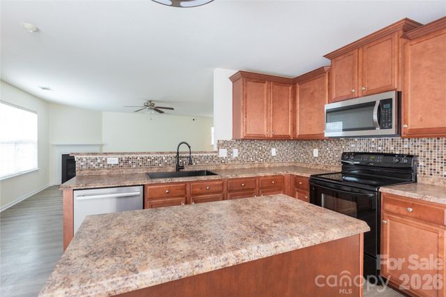 13925 Allison Forest Trail, Charlotte, NC 28278