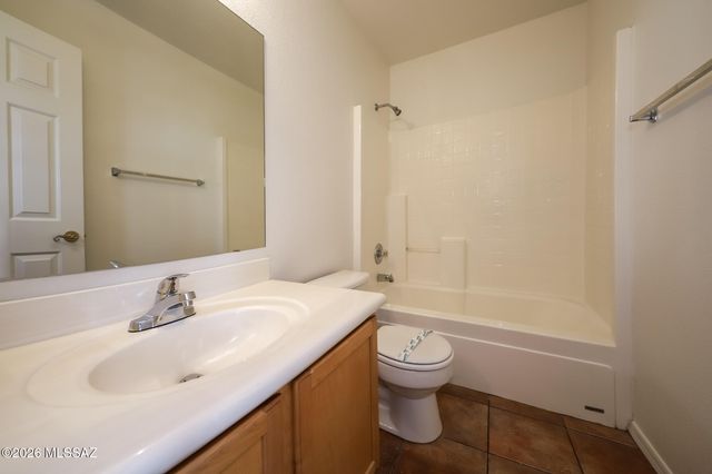 10166 E Desert Gorge, Tucson, AZ 85747