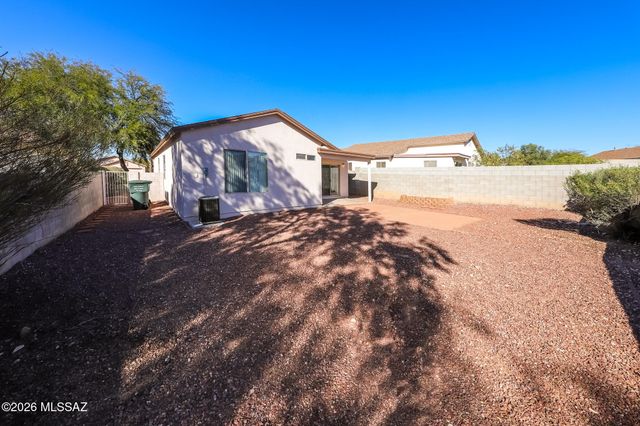 10166 E Desert Gorge, Tucson, AZ 85747