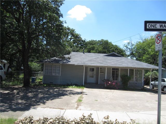 2621 N Locust Street, Denton, TX 76209