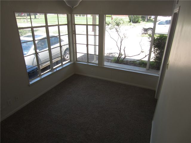 2621 N Locust Street, Denton, TX 76209