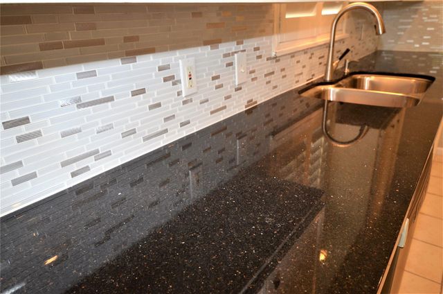 1902 Coulcrest Drive, Houston, TX 77055