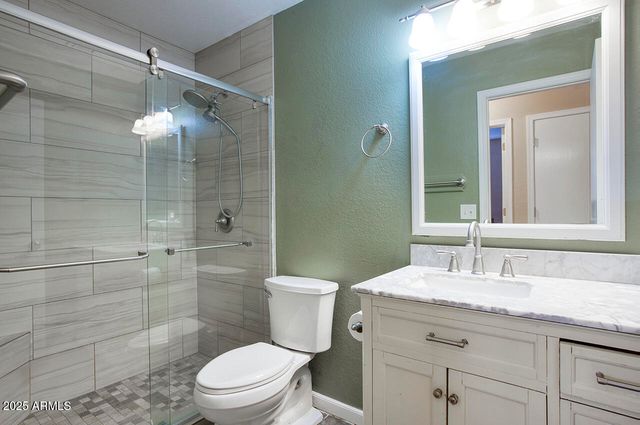 741 S SILVERBRUSH Drive, Chandler, AZ 85226