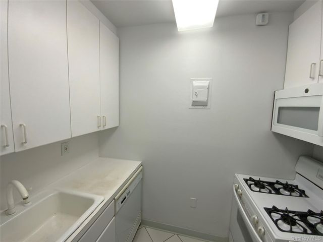 26910 Grand Central Parkway 27Z, Floral Park, NY 11005
