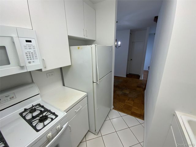 26910 Grand Central Parkway 27Z, Floral Park, NY 11005