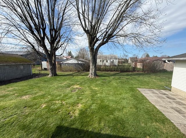 24 Brinker St, Derry Twp, PA 15650