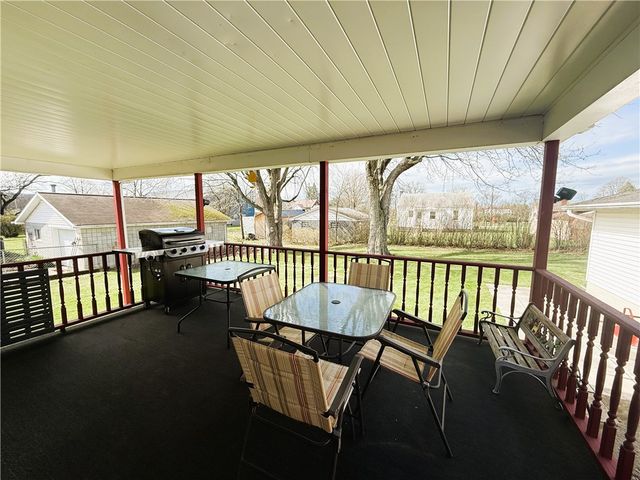 24 Brinker St, Derry Twp, PA 15650