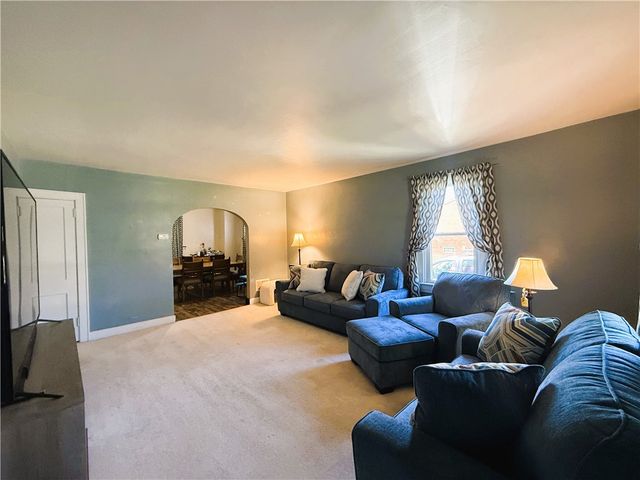 24 Brinker St, Derry Twp, PA 15650