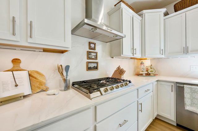 12126 Aurora Avenue, Rogers, MN 55374