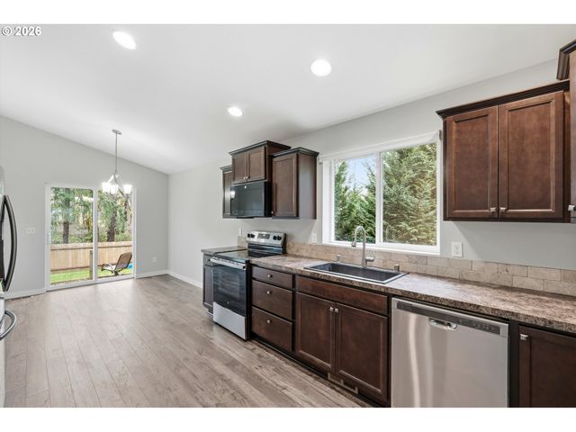 4909 Ne CEDAR CREEK Rd, Woodland, WA 98674