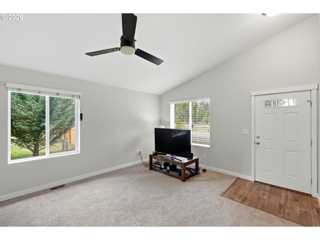 4909 Ne CEDAR CREEK Rd, Woodland, WA 98674