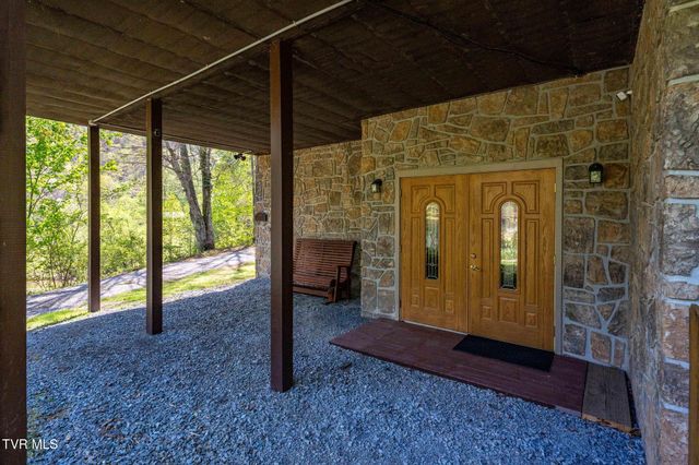 248 Cable Hollow Road, Butler, TN 37640