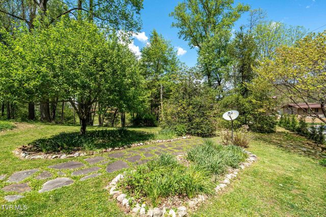 248 Cable Hollow Road, Butler, TN 37640