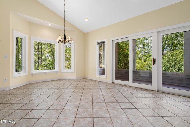 248 Cable Hollow Road, Butler, TN 37640