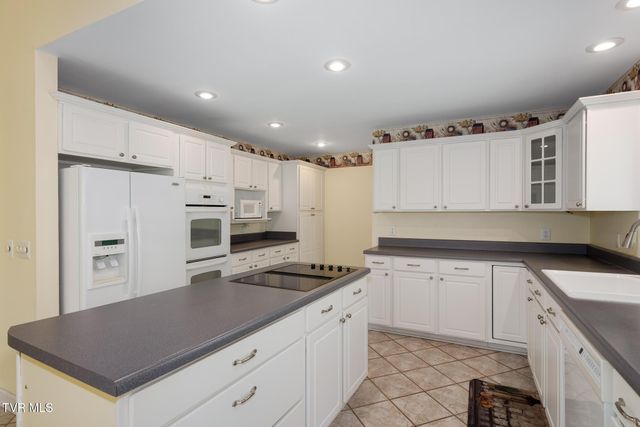 248 Cable Hollow Road, Butler, TN 37640