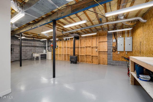 248 Cable Hollow Road, Butler, TN 37640