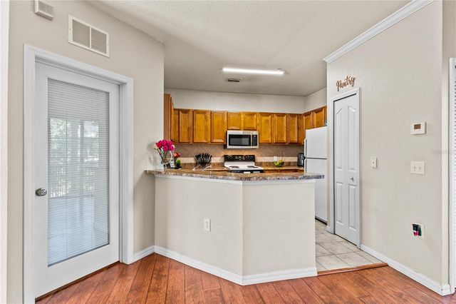 6105 METROWEST BOULEVARD 105, Orlando, FL 32835