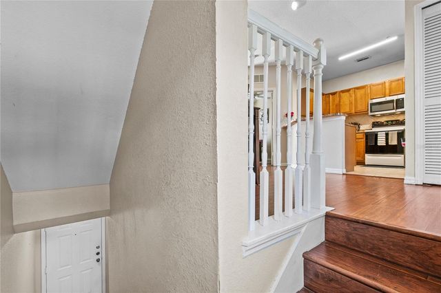 6105 METROWEST BOULEVARD 105, Orlando, FL 32835