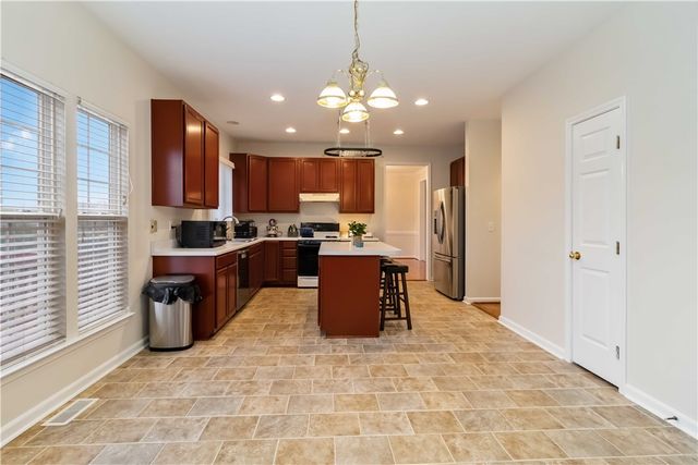215 Ridge Bay Court, Greenville, SC 29611