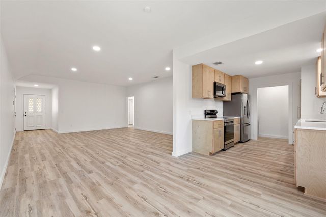 85 Ridgewood CIR, Wimberley, TX 78676