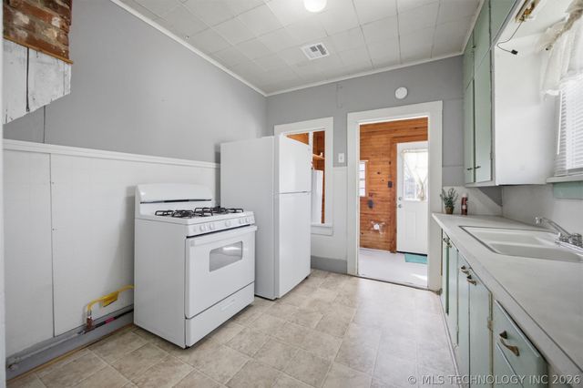 705 S Strong, Mcalester, OK 74501