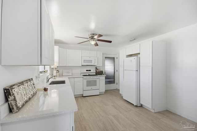 2340 Teate Ave, Pensacola, FL 32504