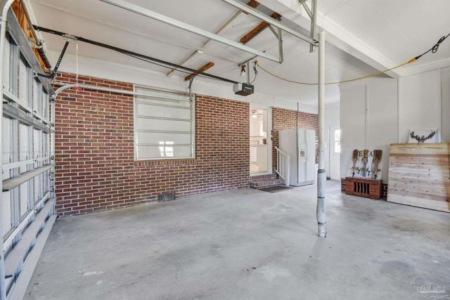 2340 Teate Ave, Pensacola, FL 32504