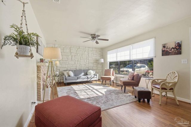 2340 Teate Ave, Pensacola, FL 32504