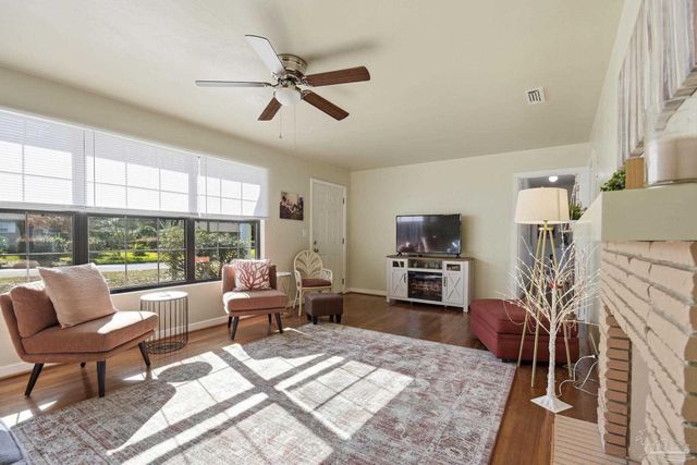 2340 Teate Ave, Pensacola, FL 32504