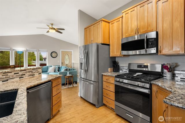 1409 Commodore Place, Freeland, WA 98249
