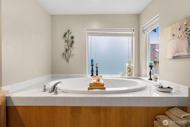 1409 Commodore Place, Freeland, WA 98249