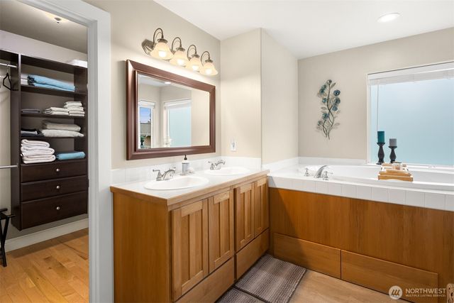 1409 Commodore Place, Freeland, WA 98249