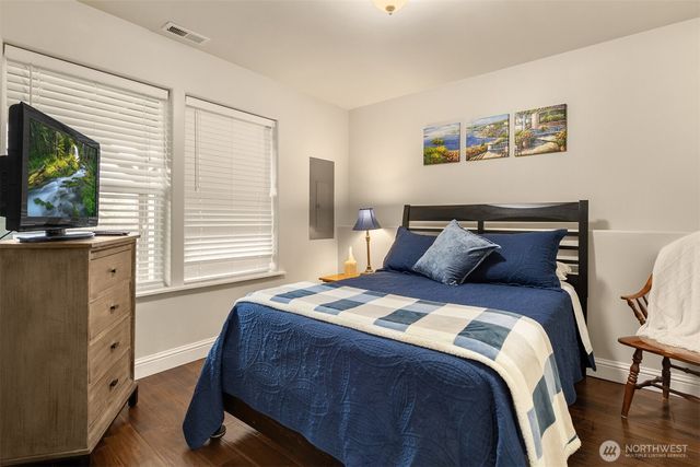 1409 Commodore Place, Freeland, WA 98249