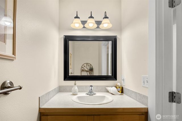 1409 Commodore Place, Freeland, WA 98249