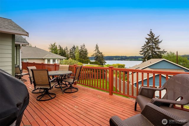 1409 Commodore Place, Freeland, WA 98249