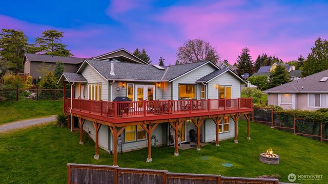 1409 Commodore Place, Freeland, WA 98249