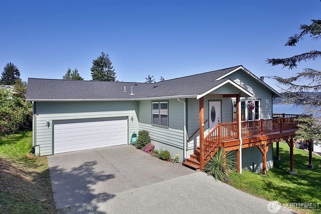 1409 Commodore Place, Freeland, WA 98249
