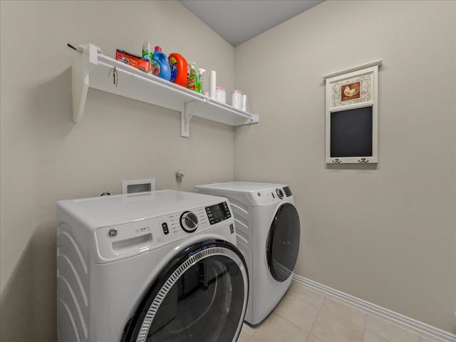 1805 Settlement Way, Aubrey, TX 76227