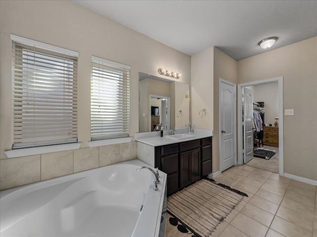 1805 Settlement Way, Aubrey, TX 76227