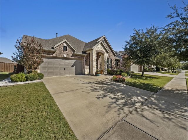 1805 Settlement Way, Aubrey, TX 76227