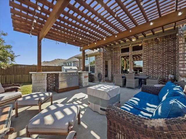 1805 Settlement Way, Aubrey, TX 76227