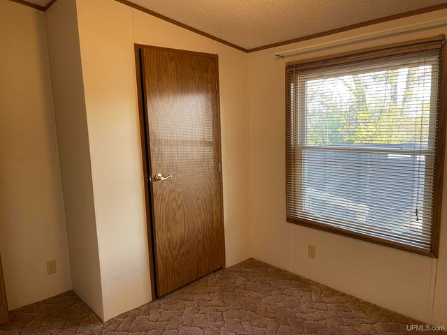 705 N Luxmore Street, Ironwood, MI 49938