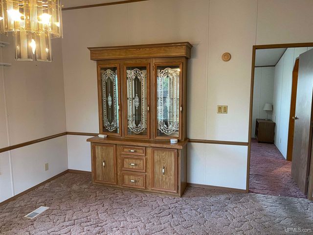 705 N Luxmore Street, Ironwood, MI 49938