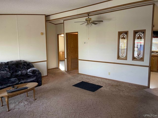 705 N Luxmore Street, Ironwood, MI 49938