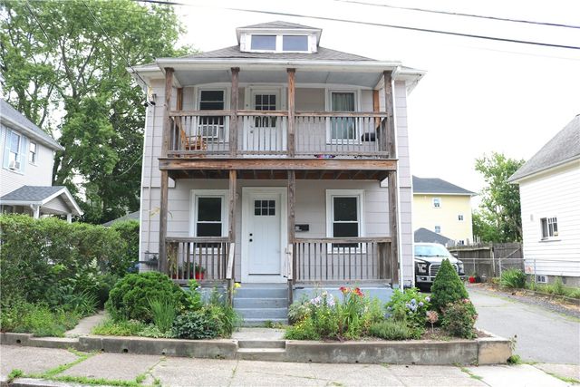35 Merida Avenue, Woonsocket, RI 02895
