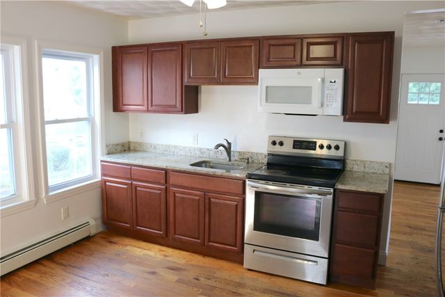 35 Merida Avenue, Woonsocket, RI 02895