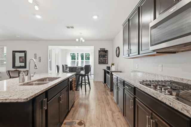 214 Campbell Cir, Mount Juliet, TN 37122