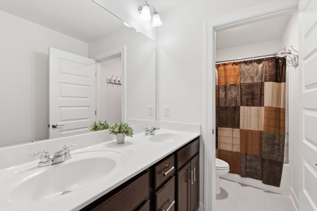 214 Campbell Cir, Mount Juliet, TN 37122